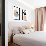 Daire Boutique With Sun Terrace & Sea Views