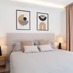 Boutique With Sun Terrace & Sea Views Daire