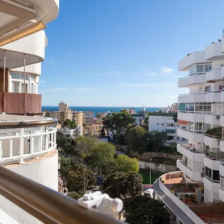 Boutique With Sun Terrace & Sea Views Apartament
