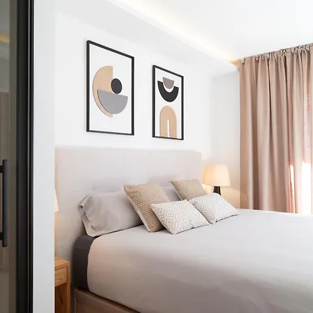 Apartament Boutique With Sun Terrace & Sea Views
